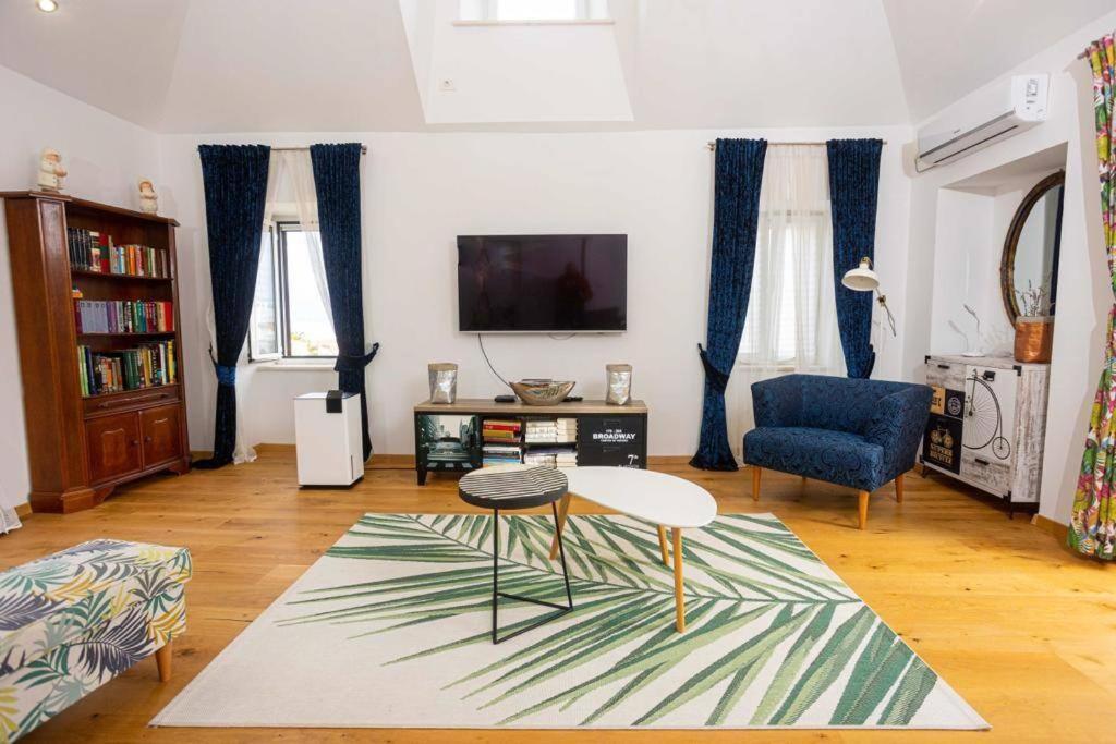 Oskar Apartment *